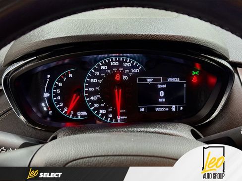 Used 2019 Chevrolet Trax LT w/ Redline Edition FWD image 15