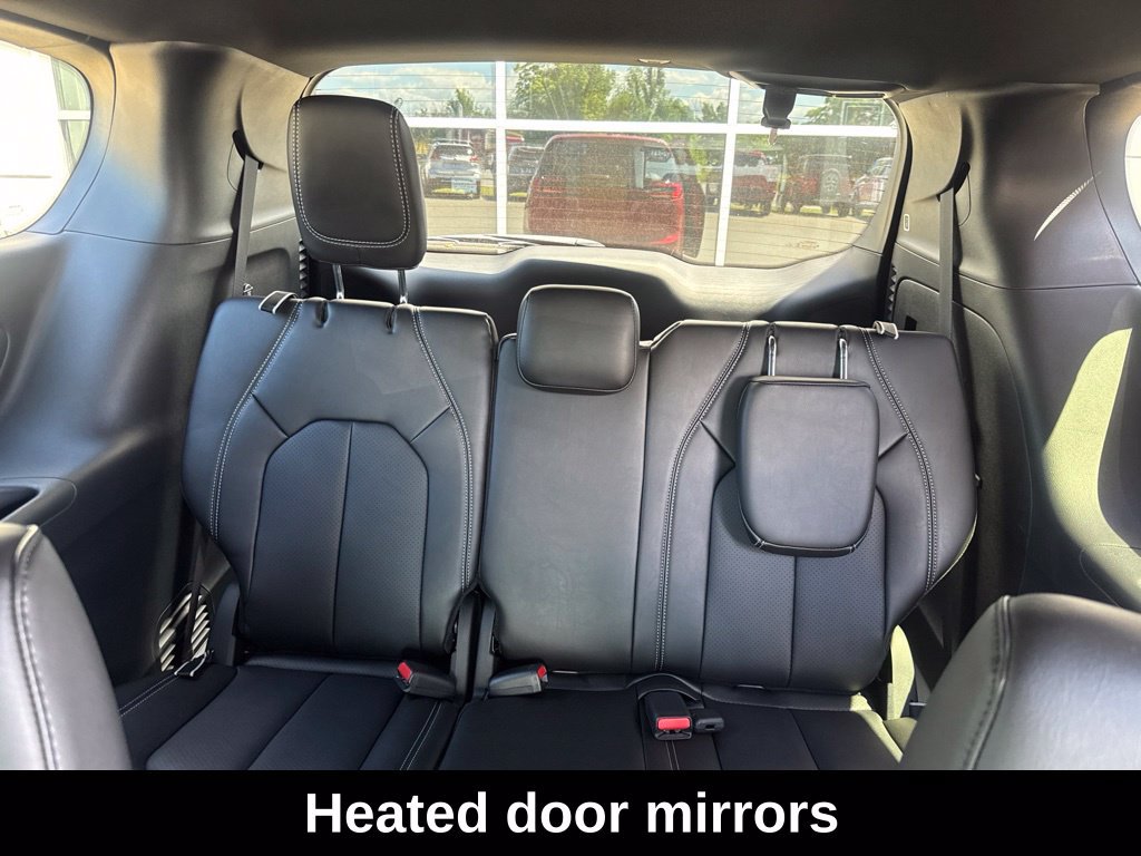 New 2027 Chrysler Pacifica Select FWD image 20