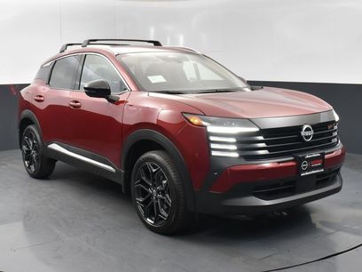 New 2026 Nissan Kicks SR w/ Illumination Package