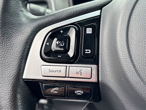 Used 2017 Subaru Outback 2.5i Touring image 29