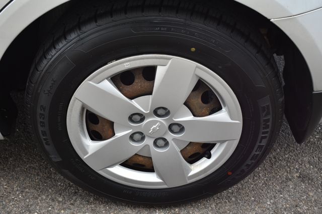 Used 2014 Chevrolet Sonic LS FWD image 36