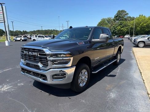 Used 2026 RAM 2500 Big Horn AWD/4WD image 6