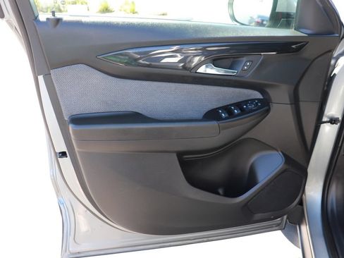 Used 2025 Chevrolet TrailBlazer LT FWD image 10