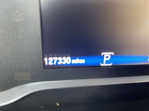 Used 2017 Honda Pilot Touring image 16