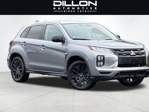Used 2025 Mitsubishi Outlander Sport ES AWD/4WD image 2