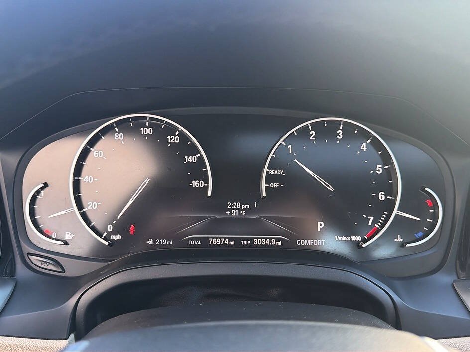 Used 2019 BMW 330i Sedan RWD image 7