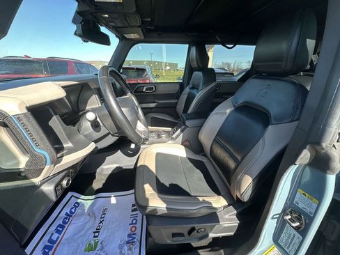 Used 2023 Ford Bronco Wildtrak AWD/4WD image 11