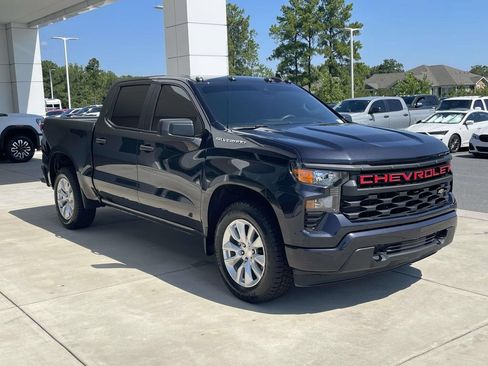 Used 2022 Chevrolet Silverado 1500 Custom RWD image 5
