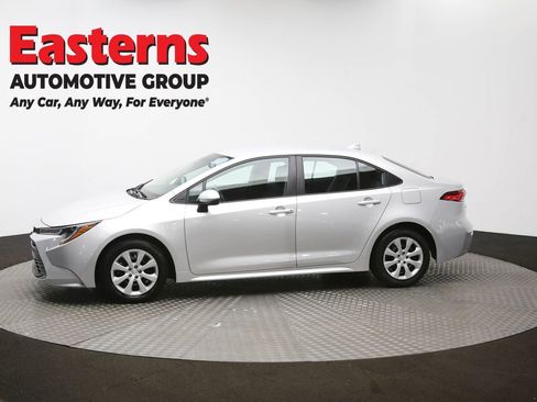 Used 2024 Toyota Corolla LE image 57