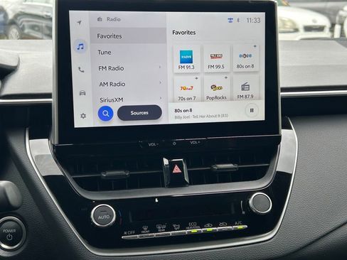 Used 2026 Toyota Corolla SE w/ SE Premium Package image 19