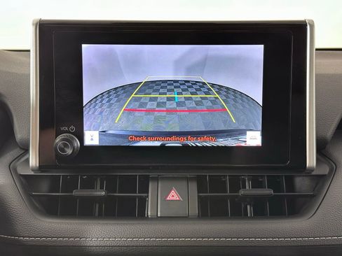 Used 2023 Toyota RAV4 XLE image 28