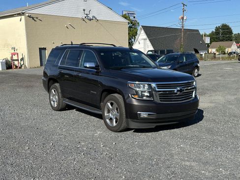 Used 2017 Chevrolet Tahoe Premier AWD/4WD image 2