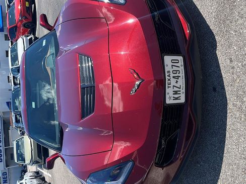 Used 2018 Chevrolet Corvette Z06 RWD image 2