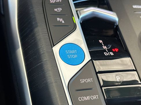 Used 2023 BMW i4 eDrive40 w/ M Sport Package RWD image 27