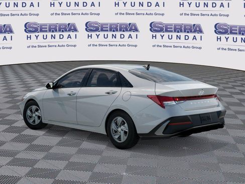 New 2026 Hyundai Elantra SE image 5