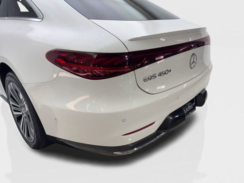 Used 2022 Mercedes-Benz EQS 450+ Sedan image 19
