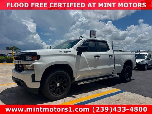 Used 2022 Chevrolet Silverado 1500 Custom AWD/4WD image 8