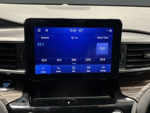 Used 2023 Ford Explorer Limited image 19