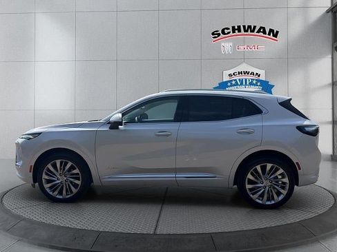 Used 2025 Buick Envision Avenir AWD/4WD image 7