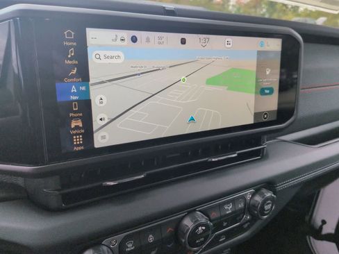 New 2026 Jeep Wrangler Rubicon w/ Steel Bumper Group image 27