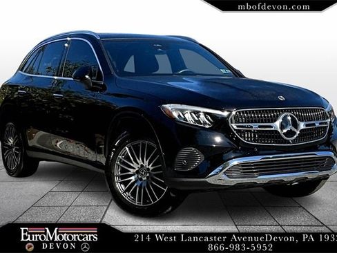 Certified 2025 Mercedes-Benz GLC 300 4MATIC image 1