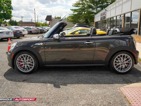 Used 2011 MINI Cooper John Cooper Works FWD image 4