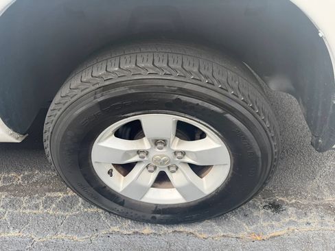Used 2019 RAM 1500 Classic SLT AWD/4WD image 33