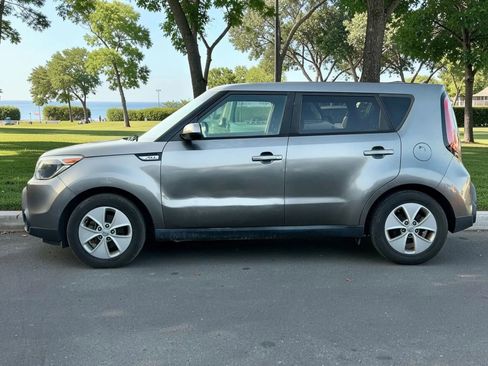 Used 2016 Kia Soul FWD image 5
