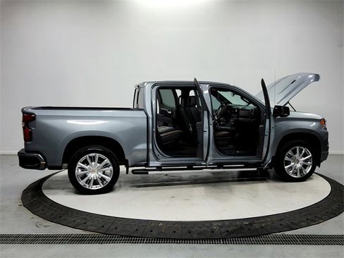 Used 2023 Chevrolet Silverado 1500 High Country image 16