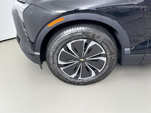 New 2026 Chevrolet Blazer EV LT AWD/4WD image 23
