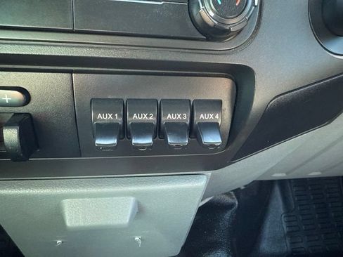 Used 2014 Ford F250 XL w/ Power Equipment Group RWD image 11