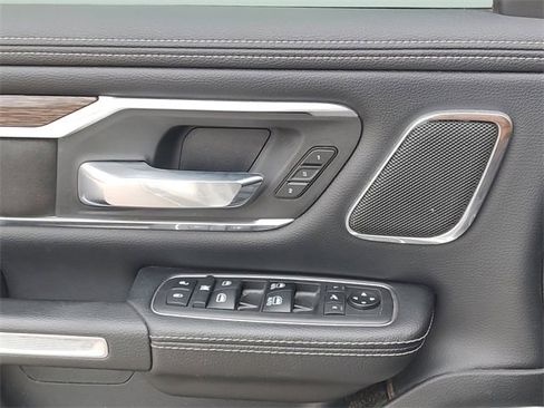 Certified 2019 RAM 1500 Laramie image 27