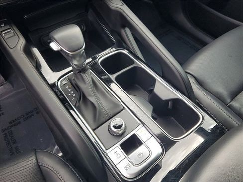 Used 2025 Kia Telluride S image 28