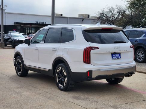 Used 2025 Kia Telluride S image 6