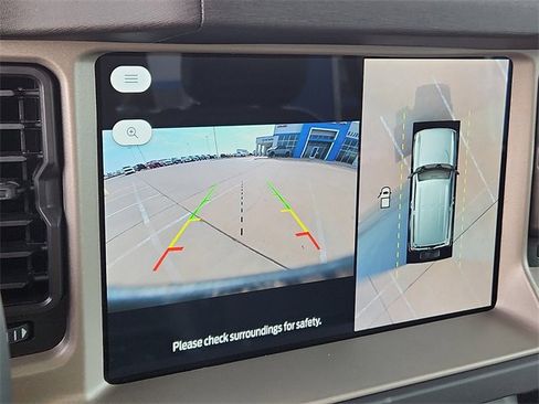 Used 2025 Ford Bronco Outer Banks image 14