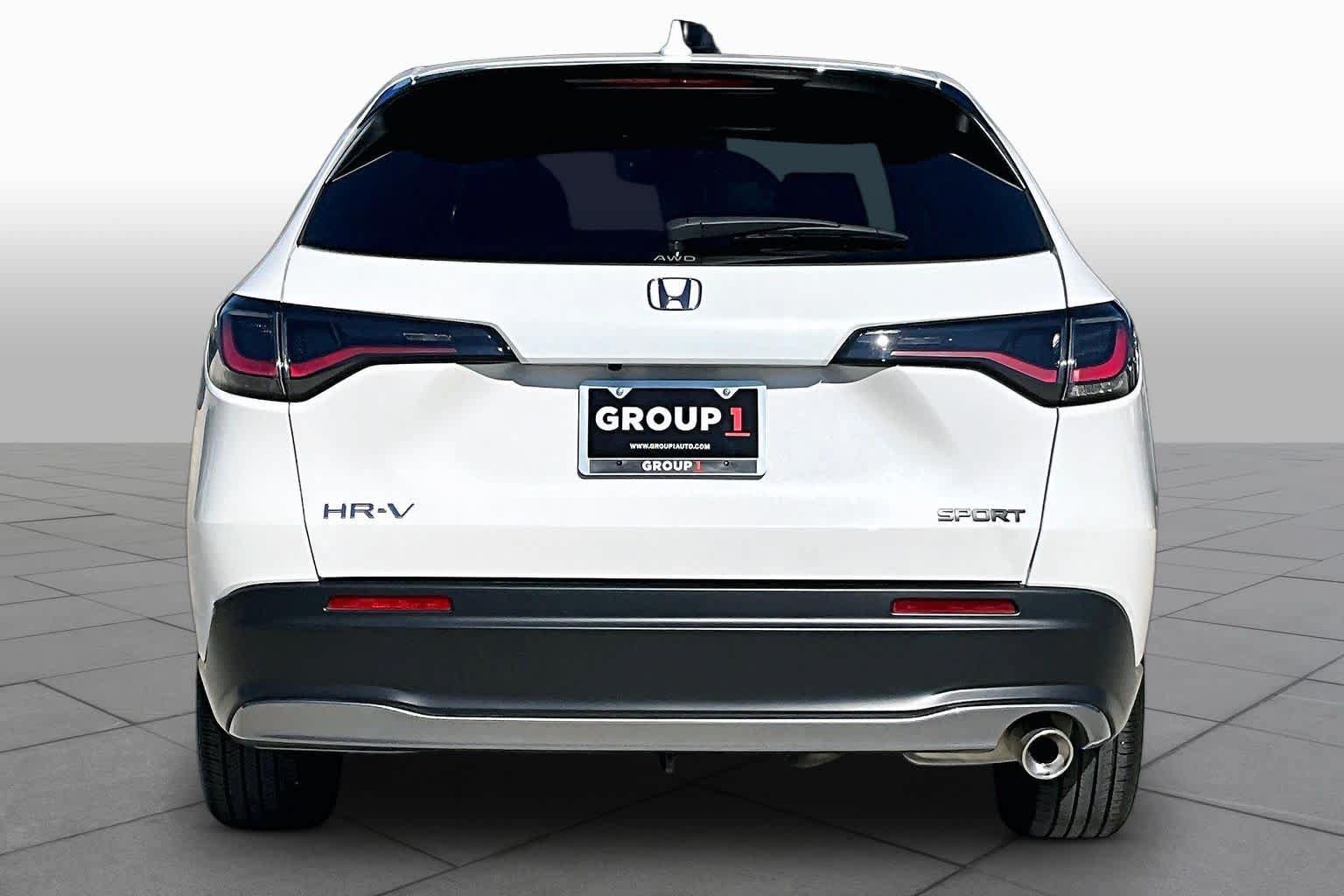 Used 2025 Honda HR-V Sport image 5
