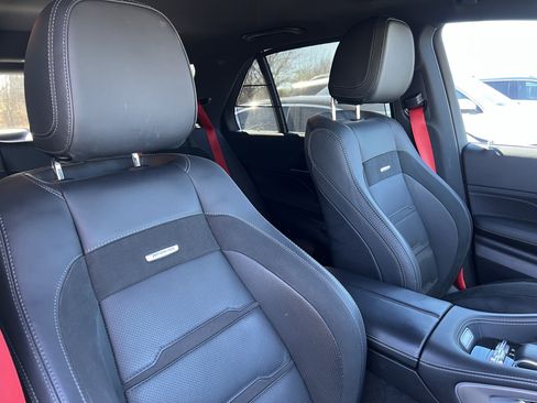 Used 2023 Mercedes-Benz GLE 53 AMG 4MATIC image 35