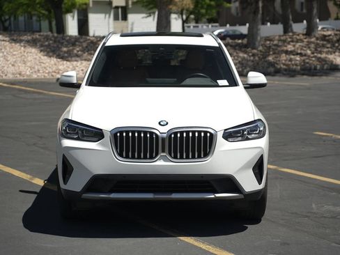 Used 2023 BMW X3 xDrive30i w/ Premium Package AWD/4WD image 8