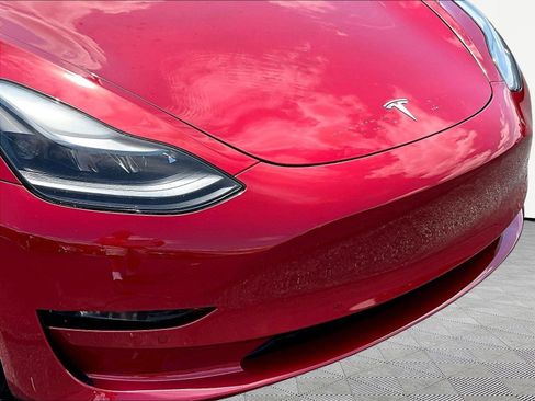 Used 2022 Tesla Model 3 Standard Range RWD image 32
