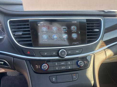 Used 2017 Buick LaCrosse Preferred image 24