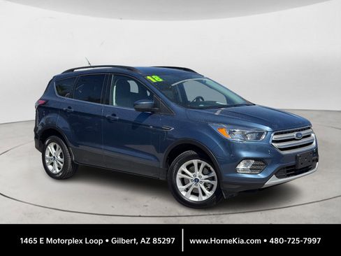 Used 2018 Ford Escape SE w/ SE Sync 3 Package image 1