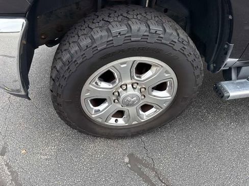 Used 2017 RAM 2500 Big Horn image 13