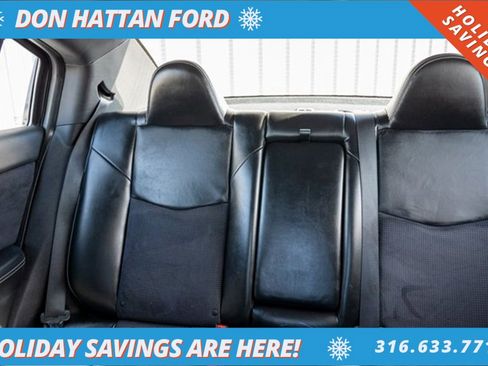 Used 2013 Chrysler 200 Limited image 16