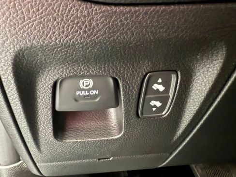 New 2026 RAM 1500 Big Horn AWD/4WD image 17