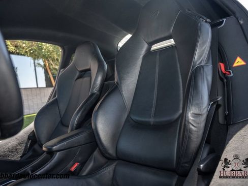 Used 2017 McLaren 570S Coupe RWD image 19
