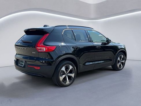 New 2026 Volvo XC40 B5 Plus w/ Protection Package Premier image 4