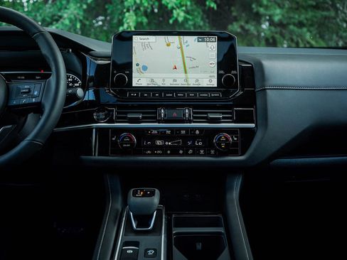 New 2025 Nissan Pathfinder SL w/ SL Premium Package image 18