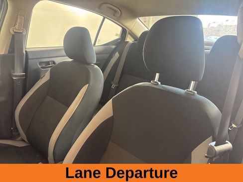 Used 2025 Nissan Versa S FWD image 10