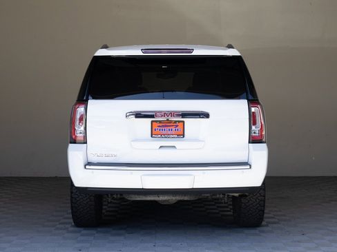 Used 2019 GMC Yukon Denali w/ Denali Ultimate Package image 13