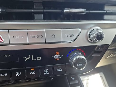 Used 2023 Kia Telluride EX AWD/4WD image 9